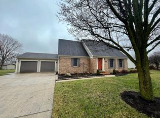 1302 Canterbury Dr, Celina, OH