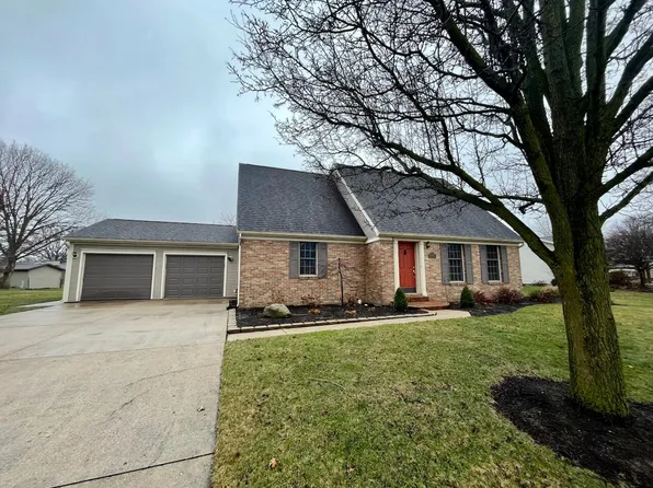 1302 Canterbury Dr, Celina, OH 45822