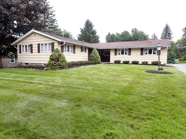 13 Westview Cres, Geneseo, NY 14454