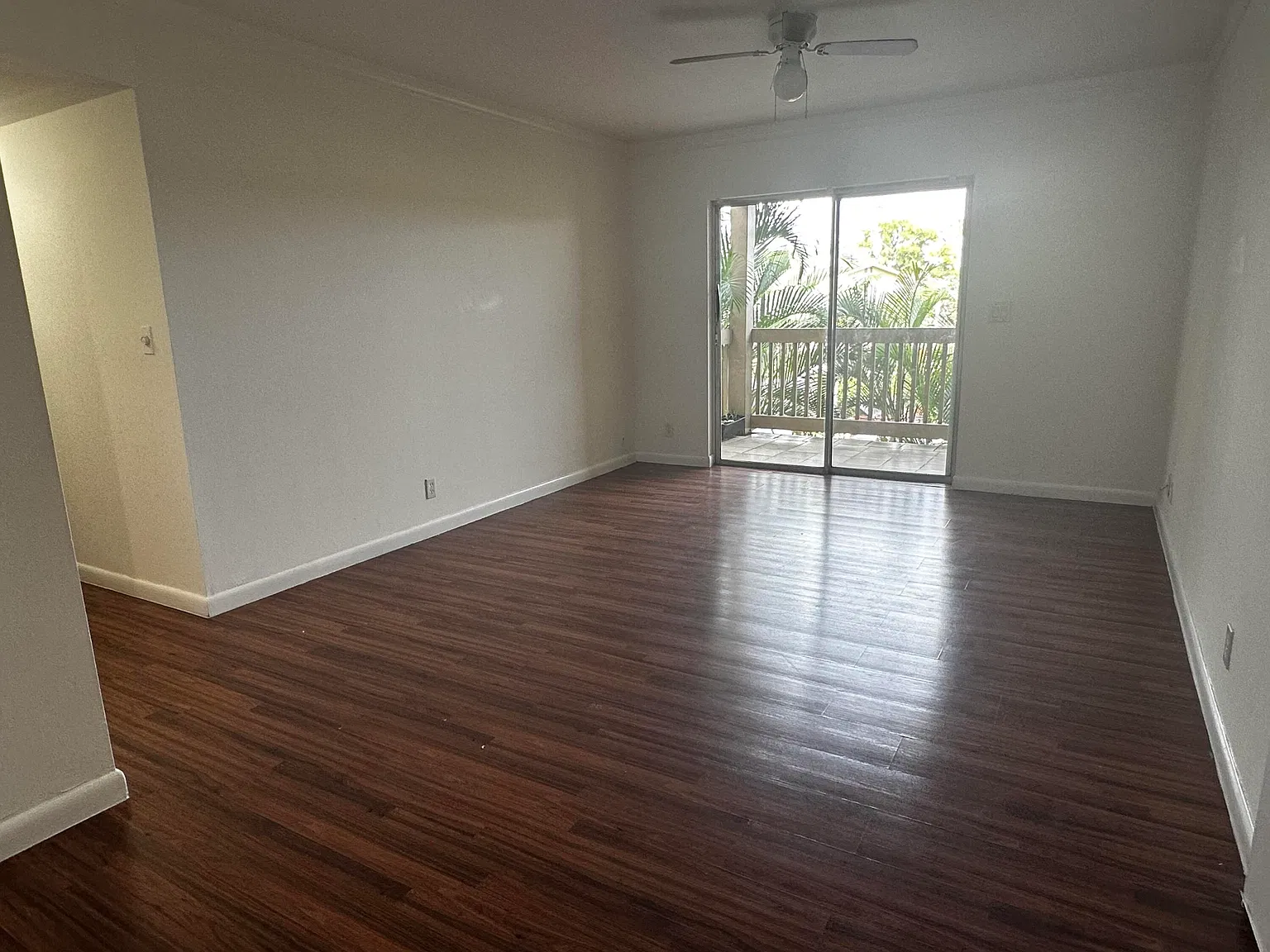 2 bed, 2.0 bath, 798 sqft, $1,880 — Photo 3