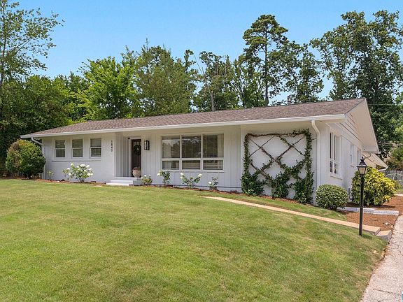 2nd image of 1840 Glendmere Dr