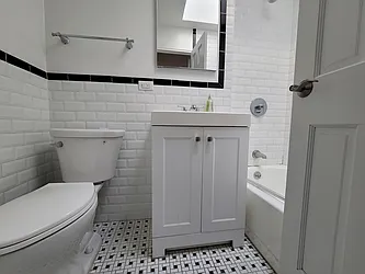 Rented by Julien Aractingi, LREB