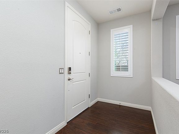 4th image of 7624 Sugarloaf Peak St