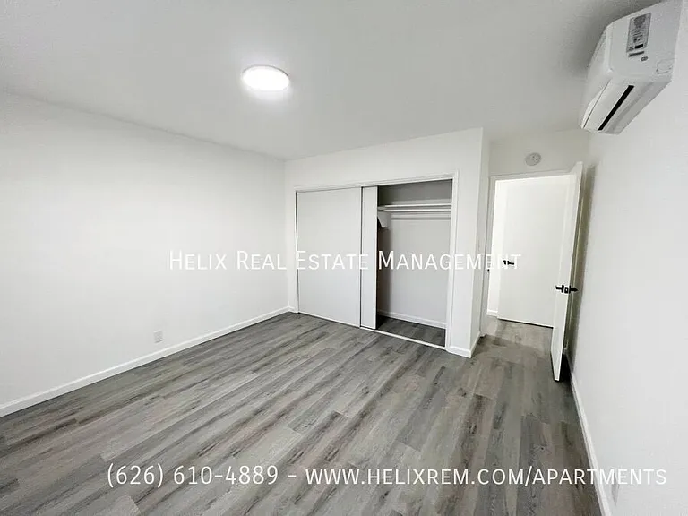 1063 Justin Ave #10 — Photo 7