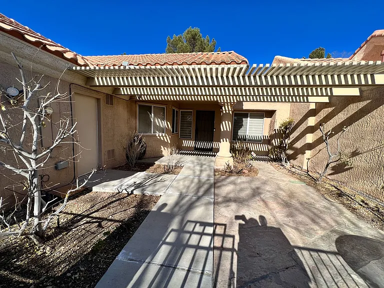 9436 Quail Ridge Dr — Photo 3