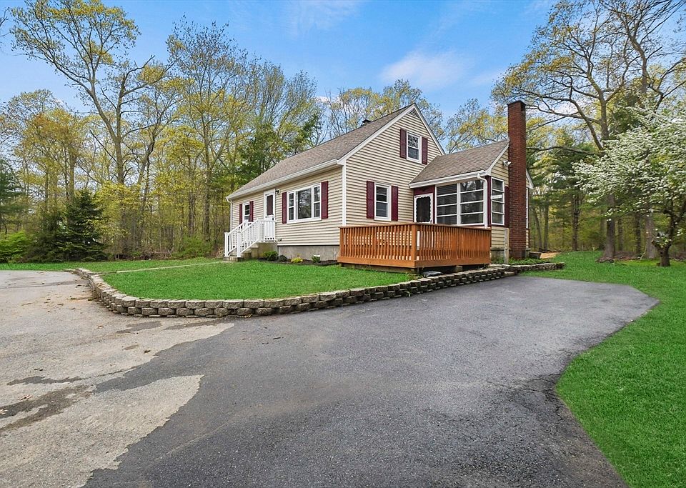 806 Oakhill Ave, Attleboro, MA 02703 Zillow