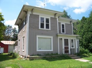 206 Vine St, Gobles, MI 49055