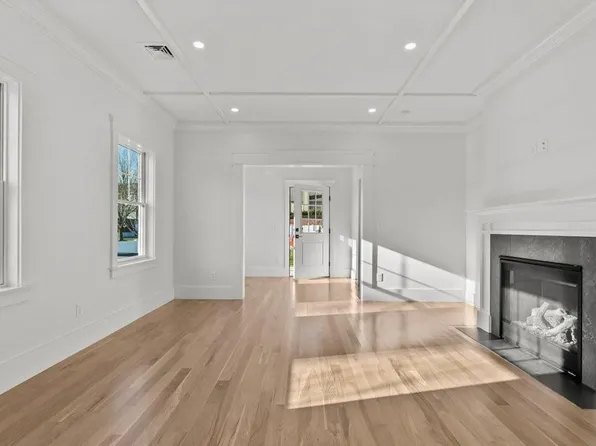 4 Anchor Way Unit 4, Newport, RI 02840