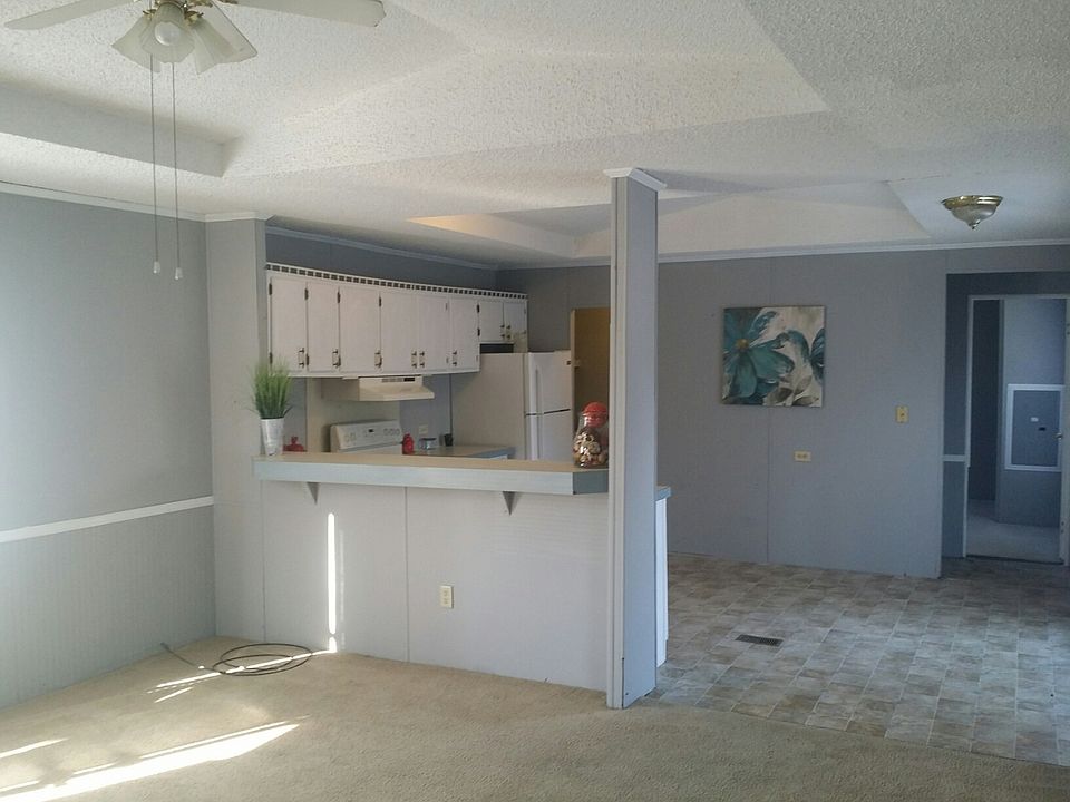open plan with tray ceilings
