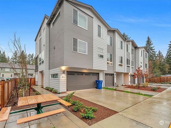 2nd image of 13628 Manor Way #C3