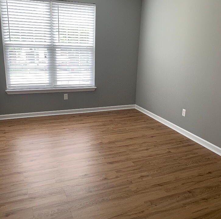 2nd image of 12 Rigger Ct
