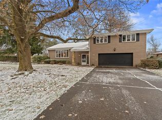 2240 Harmain Rd, Pittsburgh, PA 15235