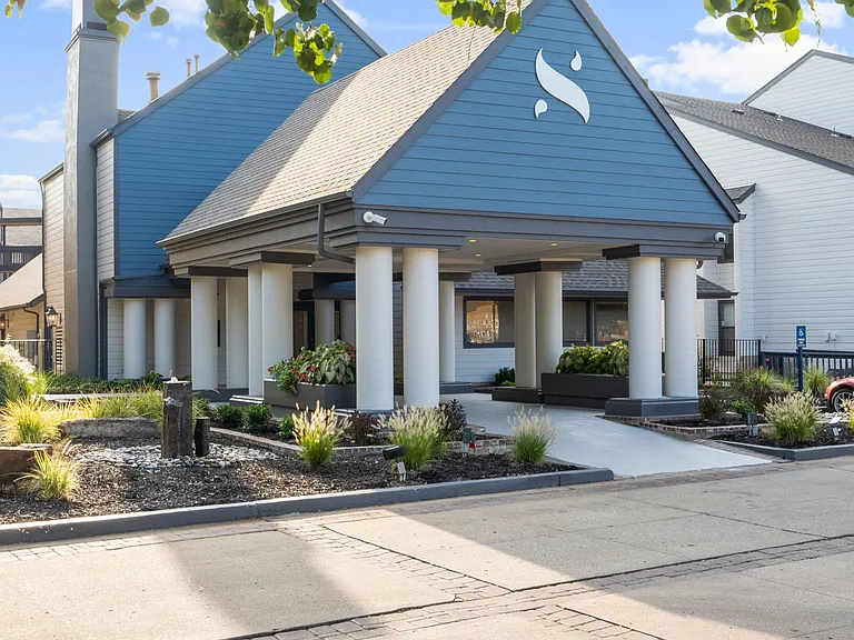 Sheridan Springs - Now Offering One Month FREE! Plus Free Applications! — Photo 20