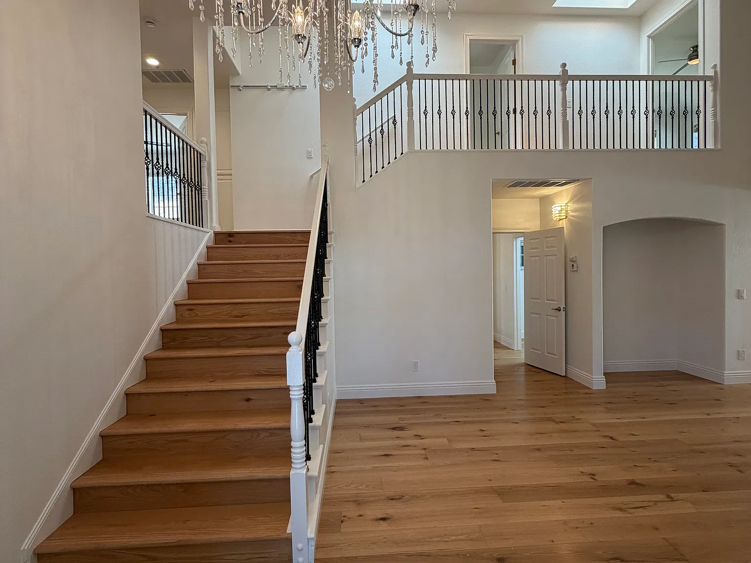 1877 Green Valley Rd — Photo 2