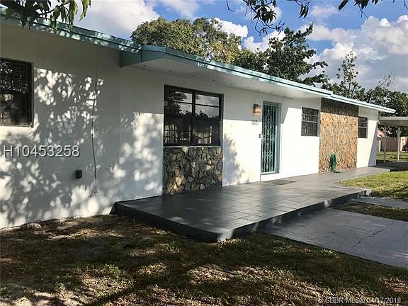 2nd image of 11375 NW 10th Ave