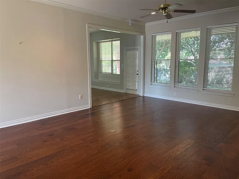 716 Ticonderoga Dr — Photo 8