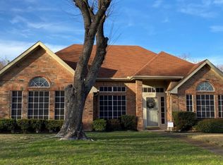 645 Sycamore Dr, Desoto, TX 75115