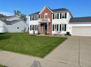57 Sturbridge Ln, Grand Island, NY 14072