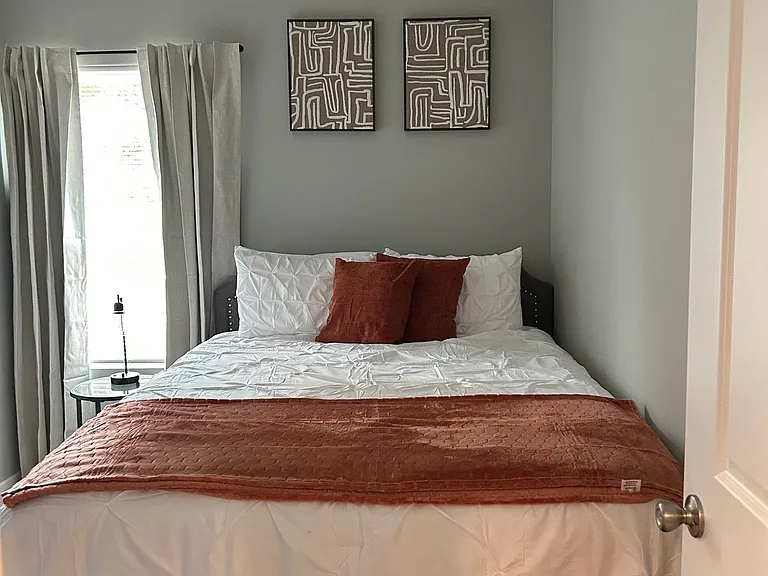 1046 Marlowe Ave #1 — Photo 9