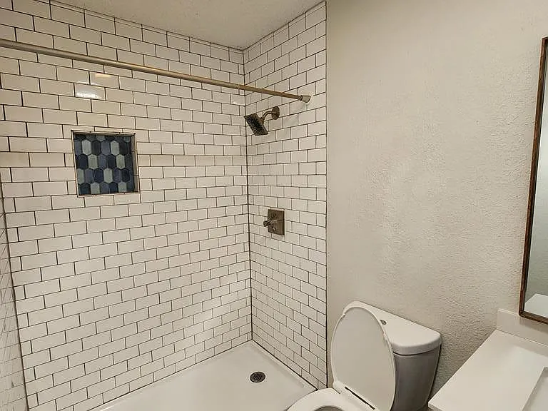1805 Magnolia Ave — Photo 38