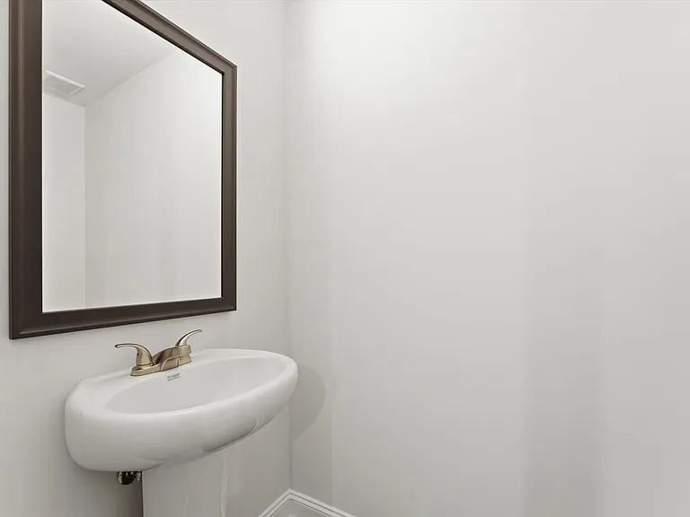 117 Quarry Point Dr — Photo 12