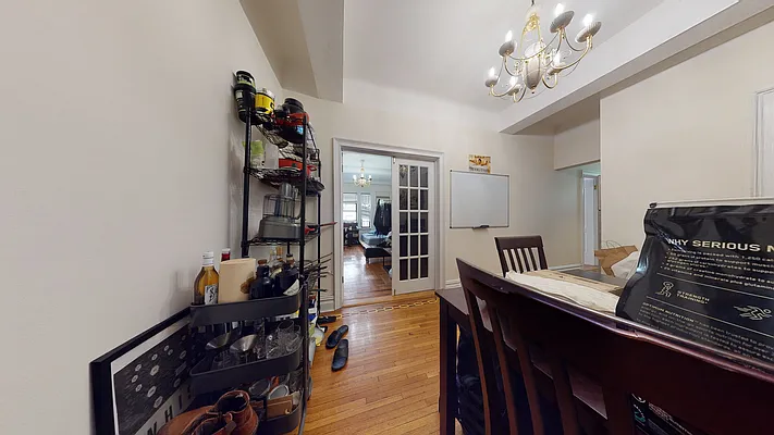 Rented by Bond New York | media 28