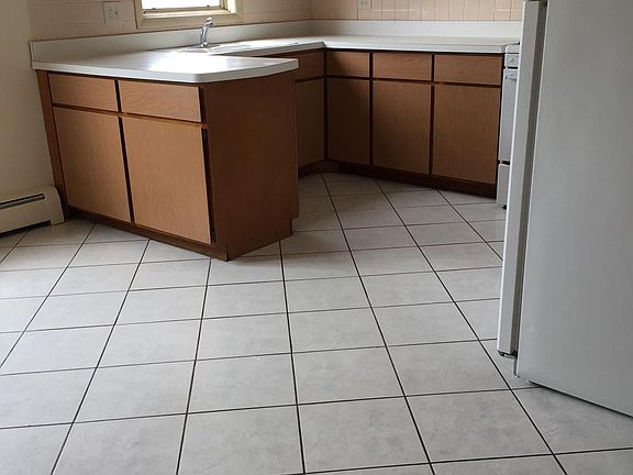 5th image of 6744 W Diversey Ave