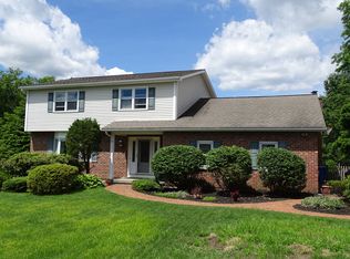 78 Alpine Dr, Latham, NY 12110