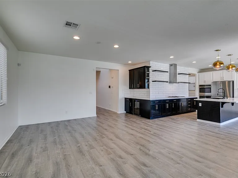 7405 Fleeting Joys Ave — Photo 15