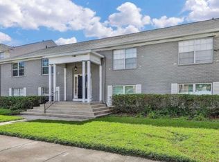 329 Plaza Gate Ln, Jacksonville, FL 32217