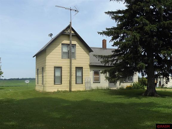 2nd image of 52594 213th St