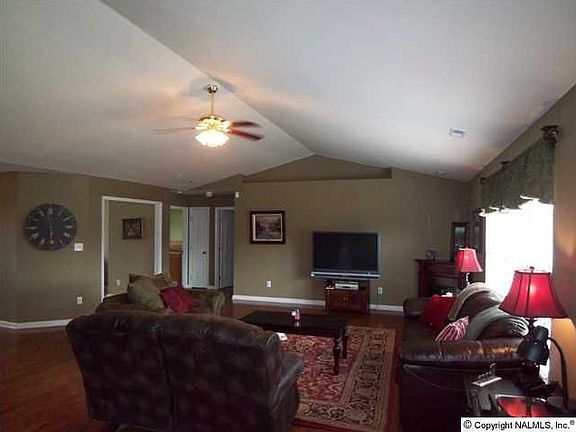 2nd image of 7003 Lynnfield Dr SE