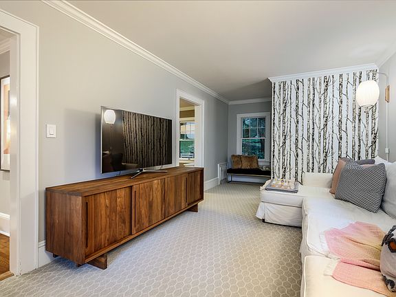4th image of 6 Gilmore Ct