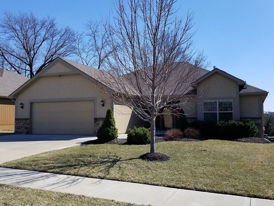 1st image of 3024 Somerset Dr