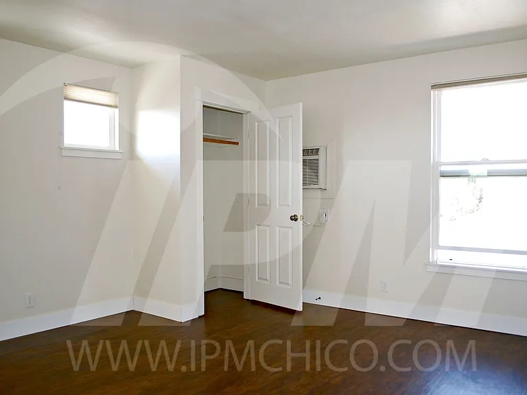 2386 England St — Photo 10