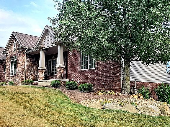 2nd image of 8644 Drummond Dr NW