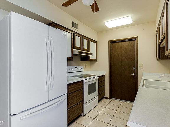 2nd image of 19007 N Camino Del Sol