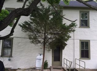 450 S Hanover St APT 1, Pottstown, PA 19465