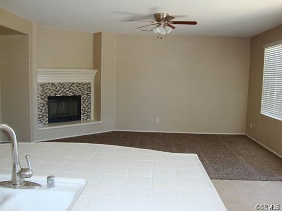 4th image of 39809 Payton Ct