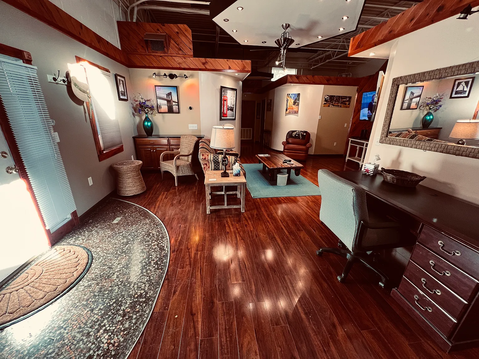 2 bed, 1200 sqft, $1,850 — Photo 3