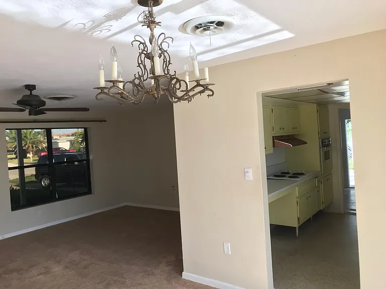 140 Bomarc Ln — Photo 10