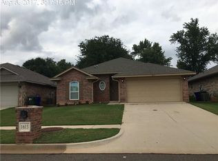 1613 Rangeline Rd, Norman, OK 73071
