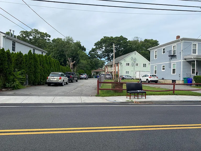 257 Mendon Rd #4 — Photo 3