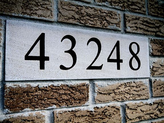 4th image of 43248 Gina Dr