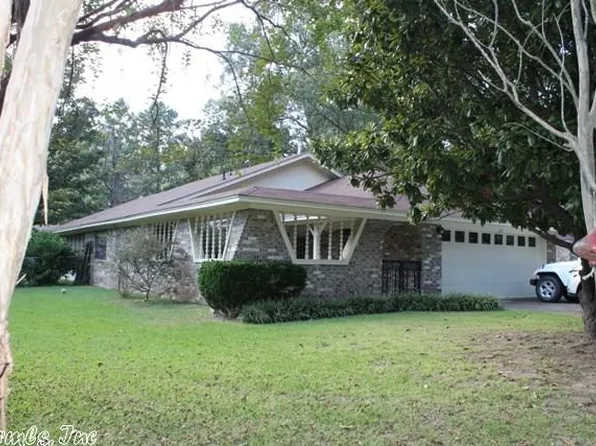 206 Huntington Pl, Gurdon, AR 71743