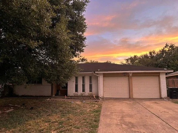 11511 Ensbrook Dr, Houston, TX 77099