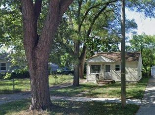 20761 Atlantic Ave, Warren, MI 48091