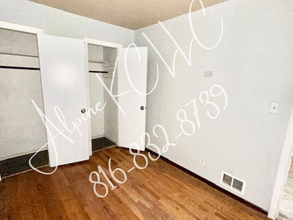 4th image of 2501 Van Brunt Blvd #7