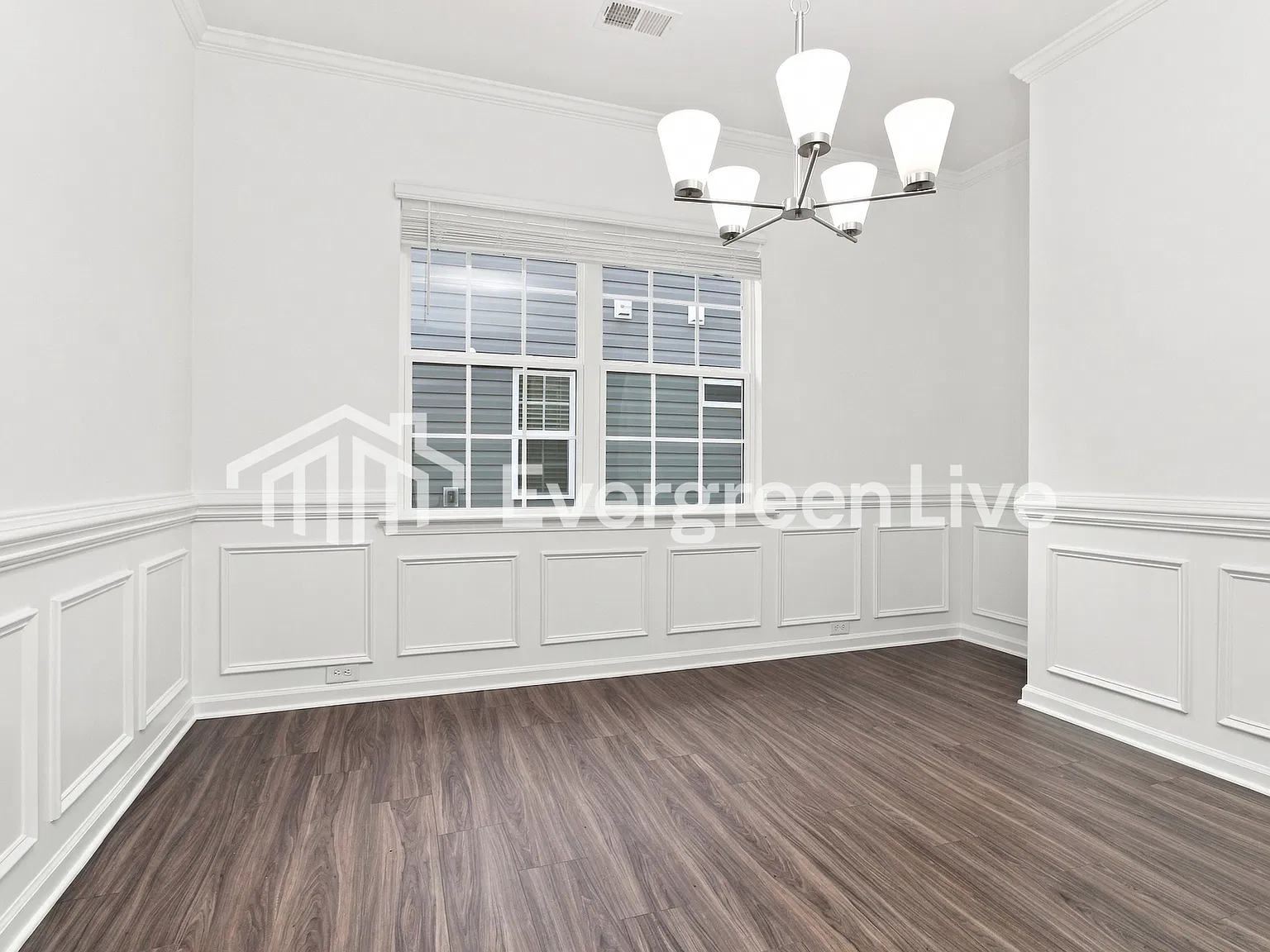4 bed, 3.5 bath, 2946 sqft, $2,370 — Photo 3