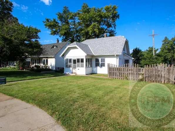 2802 S 31st St, Omaha, NE 68105